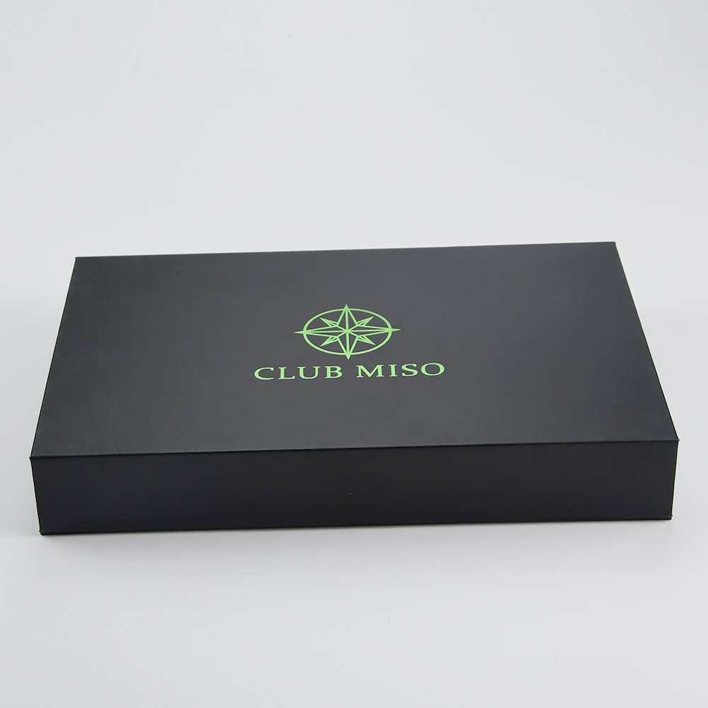 Custom Gold Foil Club Membership Card Packaging Gift Box Premium Matt Black Cardboard Magnetic Packaging Box with Blister Insert