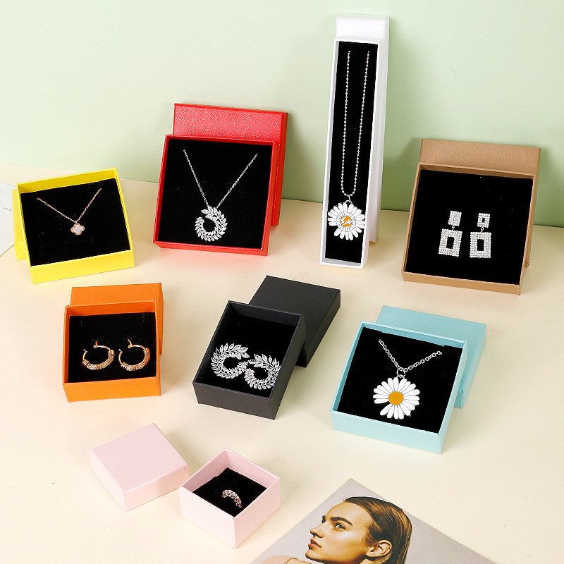 Custom Logo Jewelry Packaging Cardboard Paper Lid and Bottom Multiple Size Jewelry Box with Sponge Foam
