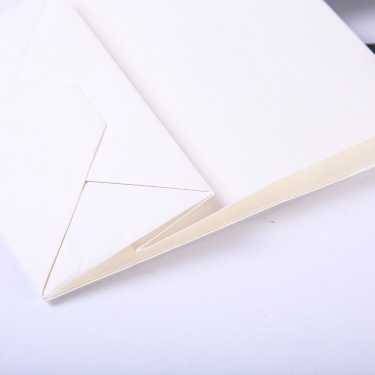 White Cardboard Handmade Clothing Jewelry craft Shopping Paper Bag Luxury Gift Packaging Bags with Ribbon Handles