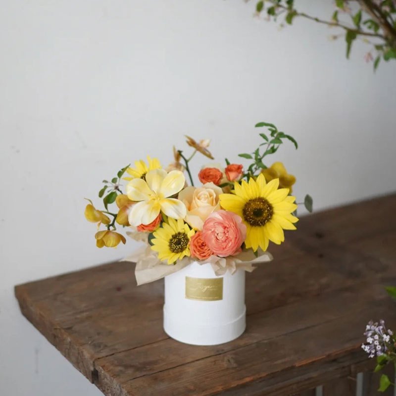 Cheap price custom round boxes for flower arrangements flower gift box packaging