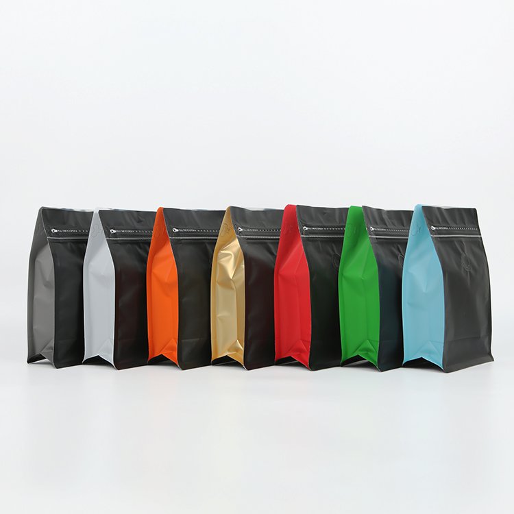 Food Grade Coffee Pouch Custom Flexible Packaging Flat Square Bottom 1kg Reusable Aluminum Foil Matt Black Coffee Bag