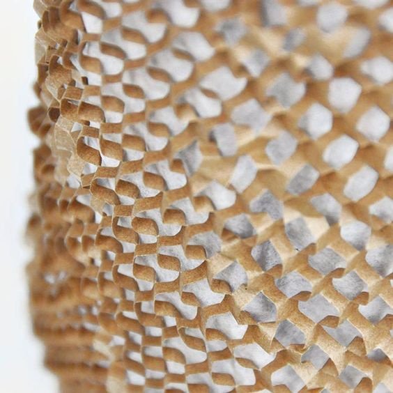 Hot Selling Biodegradable Gift Wrapping Paper Roll Recycled Brown Perforated-Packing Honeycomb Kraft Paper Roll