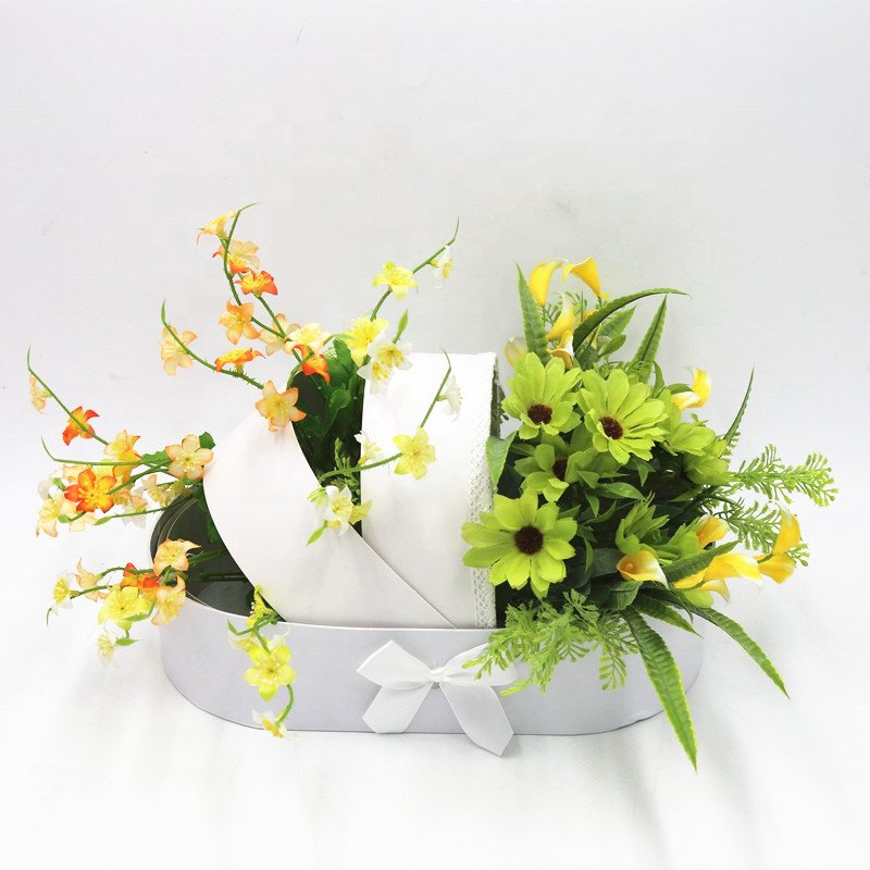 Handmade Wholesale Luxury Baby Cradle Handheld Rose Arrangements Bouquets Cardboard Paper Package Bloom Blossom Gift Flower Box