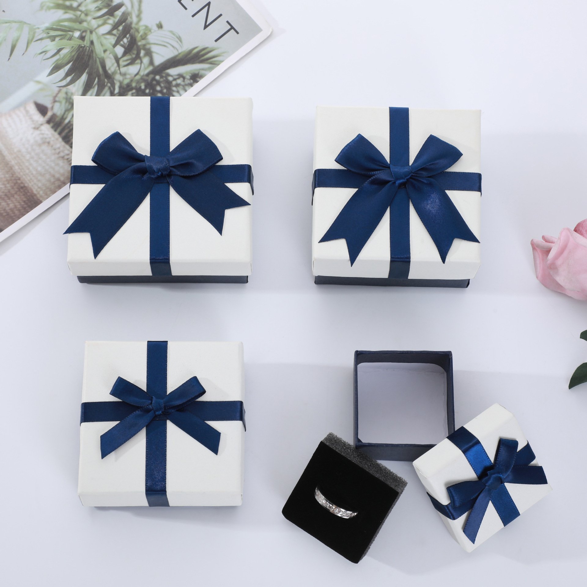 Customization White Lid And Base Jewellery Craft Board Paper Jewelry Box Packaging With Bow