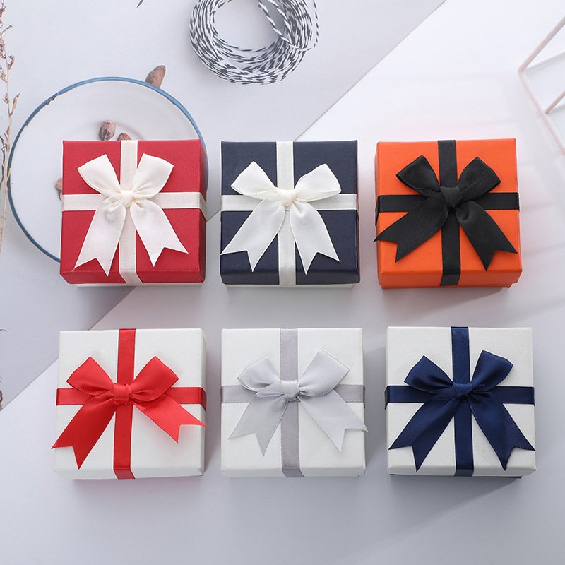 Customization White Lid And Base Jewellery Craft Board Paper Jewelry Box Packaging With Bow