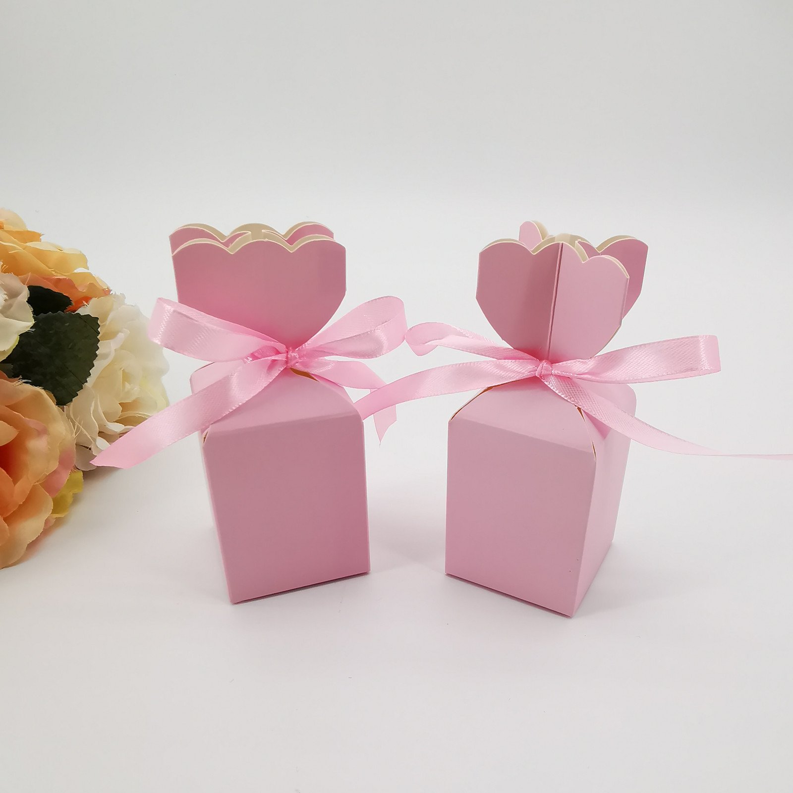 Wedding Creative Triangular Wedding Candy Box Personality Hot Stamping Tower Jewel Gift Box Folding Packaging Paper Box