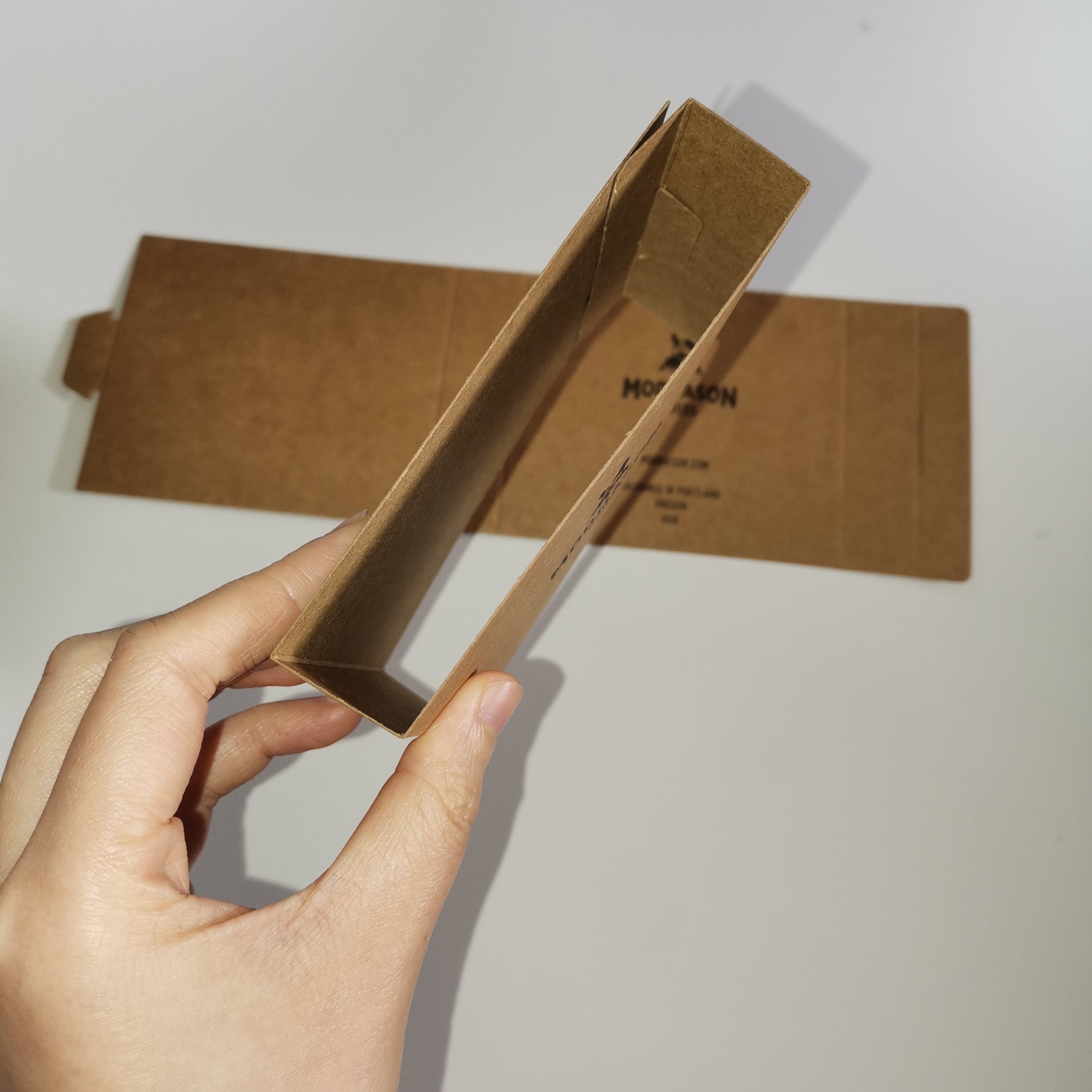 Custom logo recyclable cardboard sock sleeves with black printing Retail kraft paper packaging sleeve for socks
