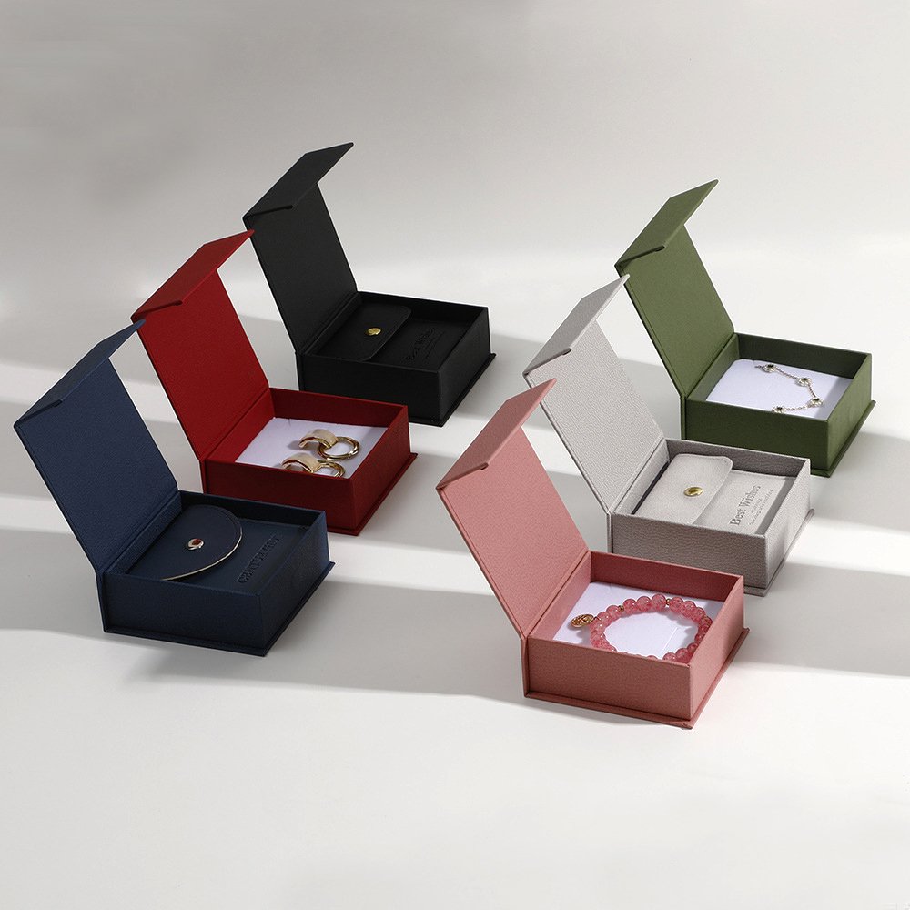 DIY flip flap magnetic jewelry gift box factory direct ring perfume watch packaging box PU leather super hard paper mailing box