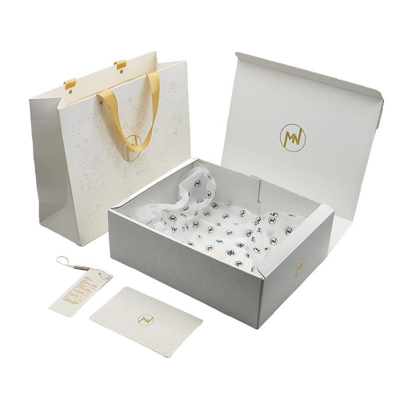 Customizable Design Logo Sustainable Box Apparel Easy Fold Shipping Beige White packaging Pastel Mailing paper Boxes Custom Logo