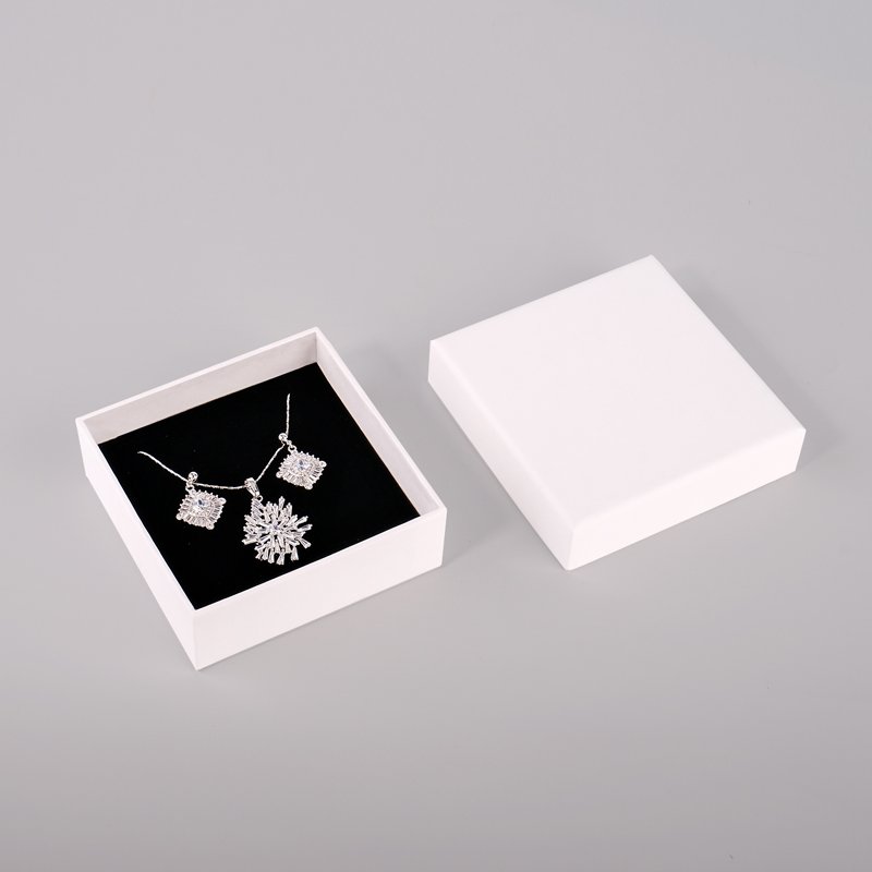 Custom printed luxury jewellery packaging paper Boxes with velvet Foam Insert for small ring earring necklace jewelry packaging