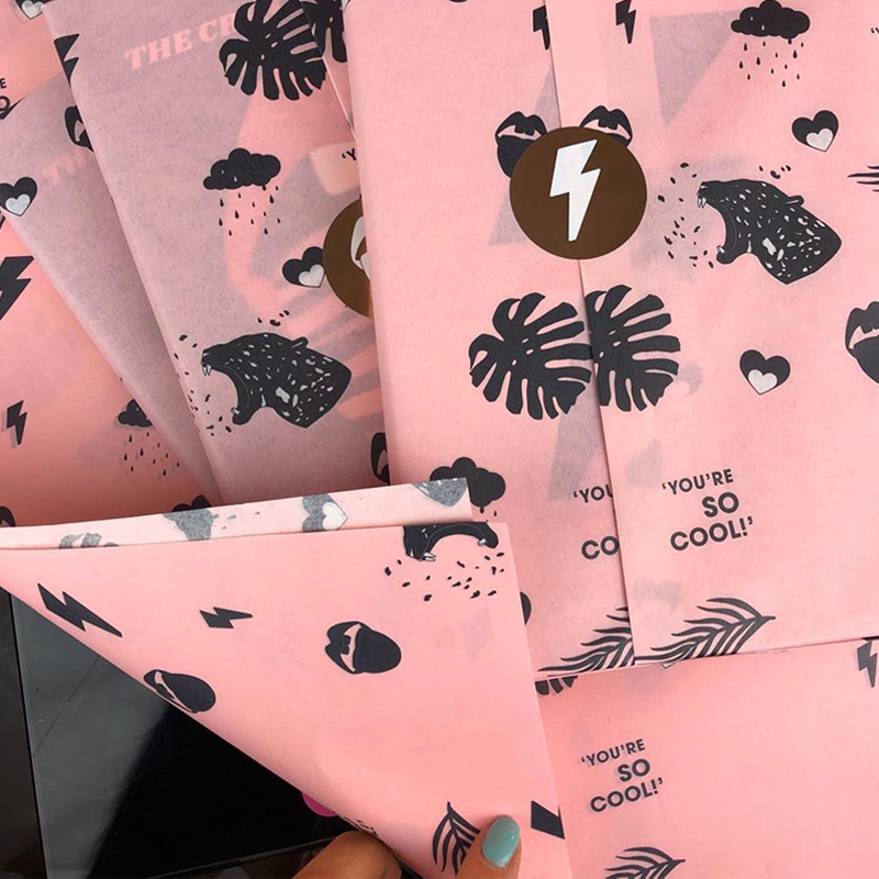 Guangzhou factory custom foil stamping tissue paper wrapping paper for clothing packaging