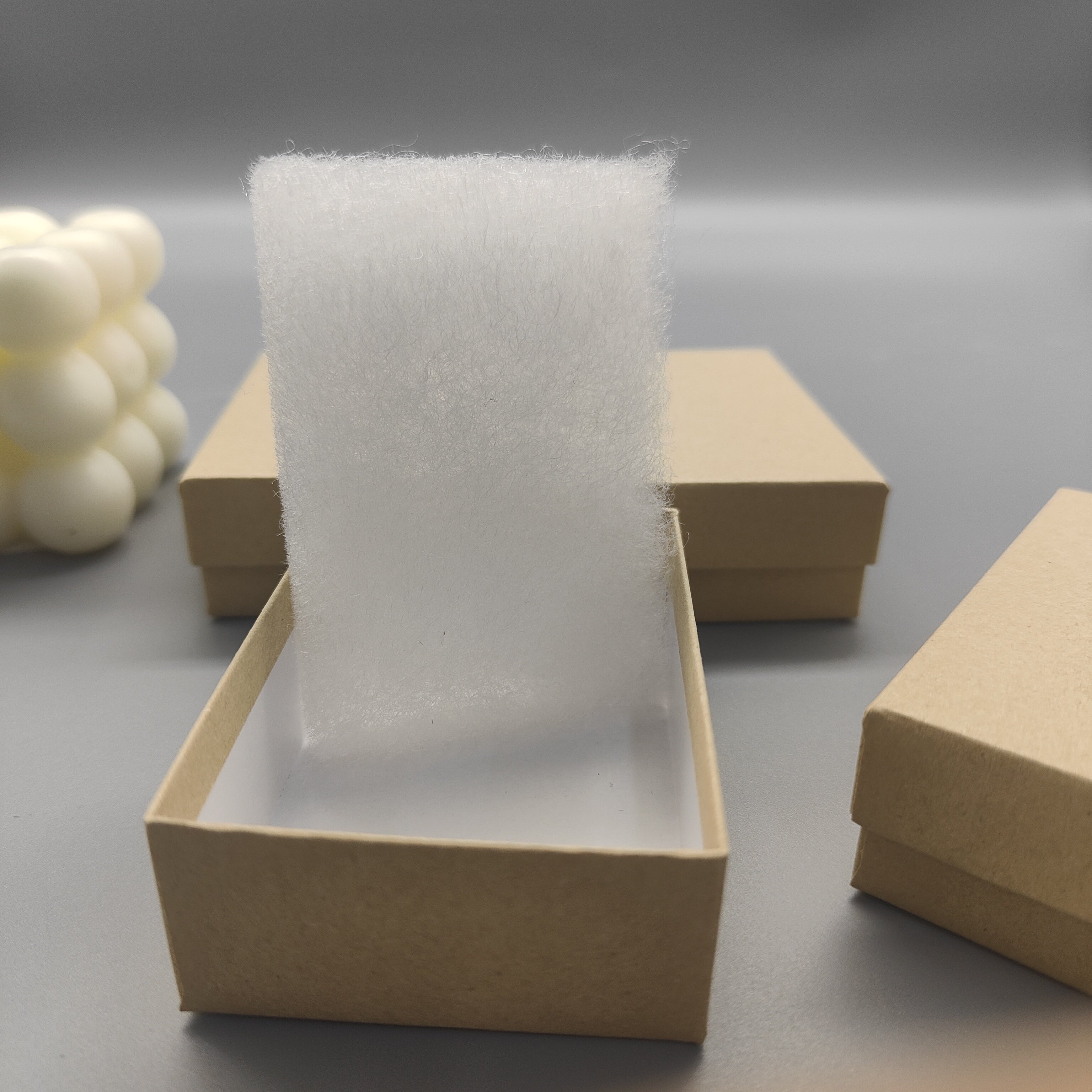 Wholesale #32Kz Size 7.78x5.4x2.54cm Cotton Filled Natural Kraft Boxes for Ring Earring Necklace Jewelry Packaging Paper Boxes