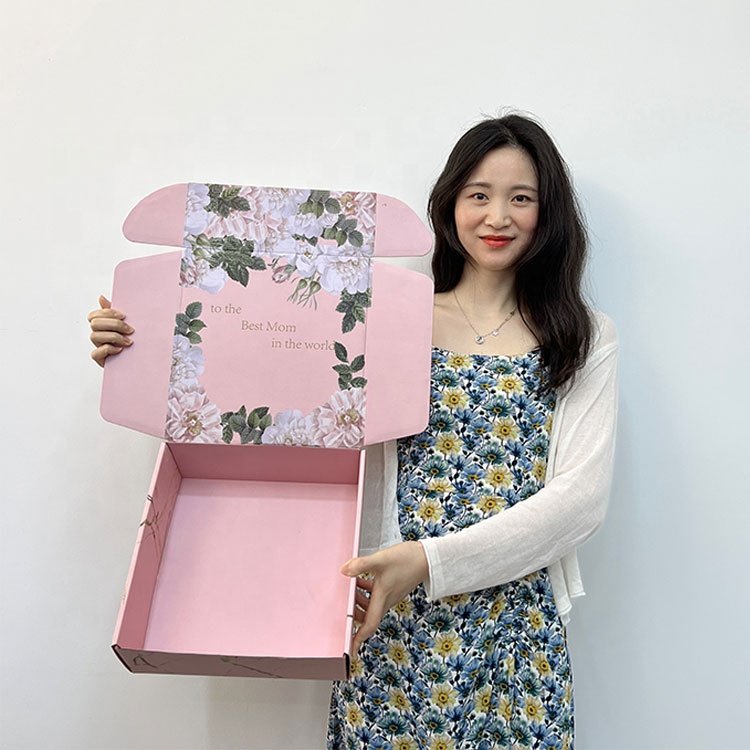Custom Size Hard Corrugated Cardboard Printing Logo Black Kraft Paper Mailer Postal Delivery Shipping Packaging Box for Clothing