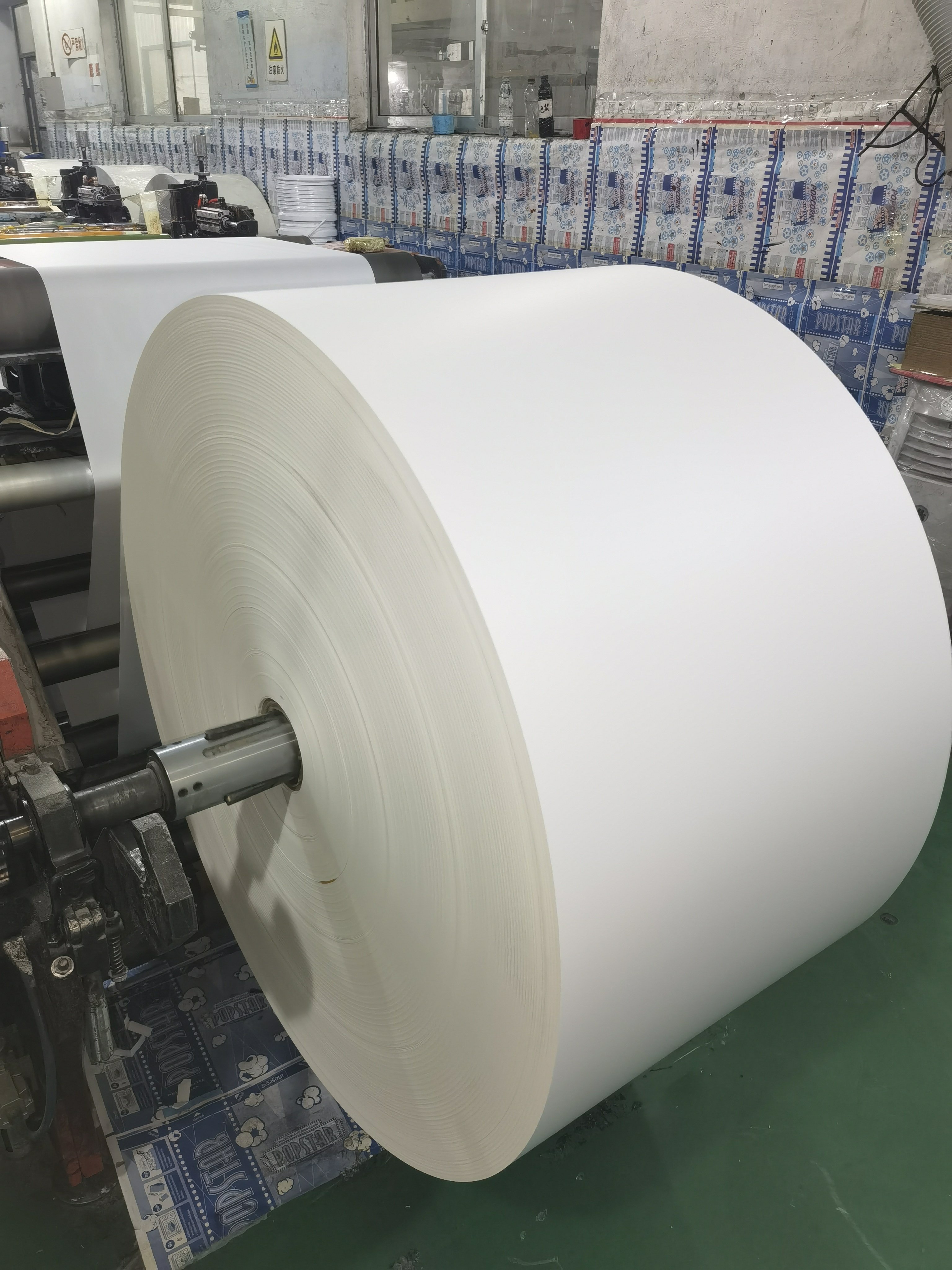Greaseproof paper 28-50gsm custom size White Kraft Paper Packing Paper