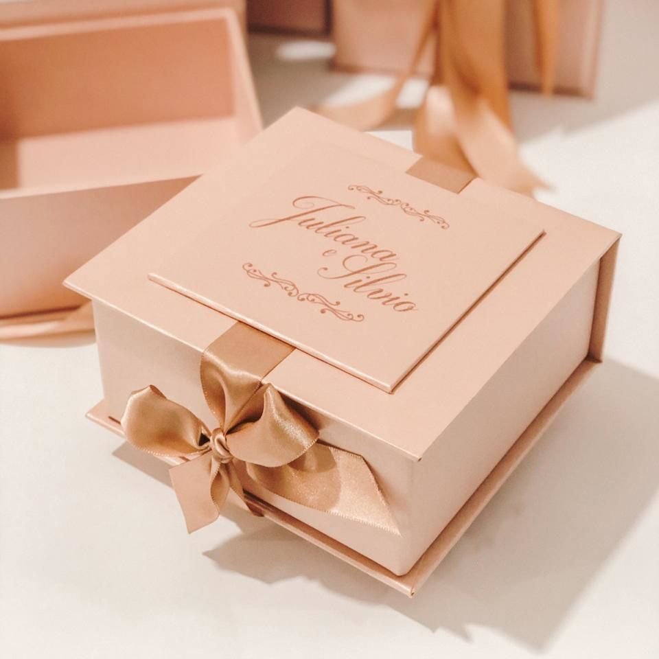custom printing white fancy design gift paper box luxury cosmetic wig hair packaging box with ribbon