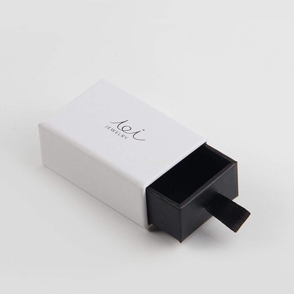 OEM Customization ecofriendly paper jewelry box custom logo white ring box / ring boxes jewellery packaging