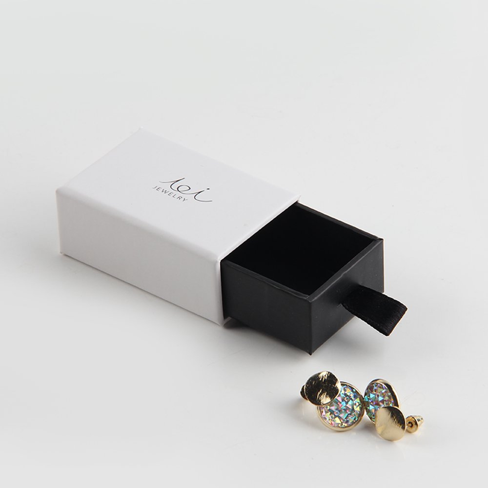 OEM Customization ecofriendly paper jewelry box custom logo white ring box / ring boxes jewellery packaging