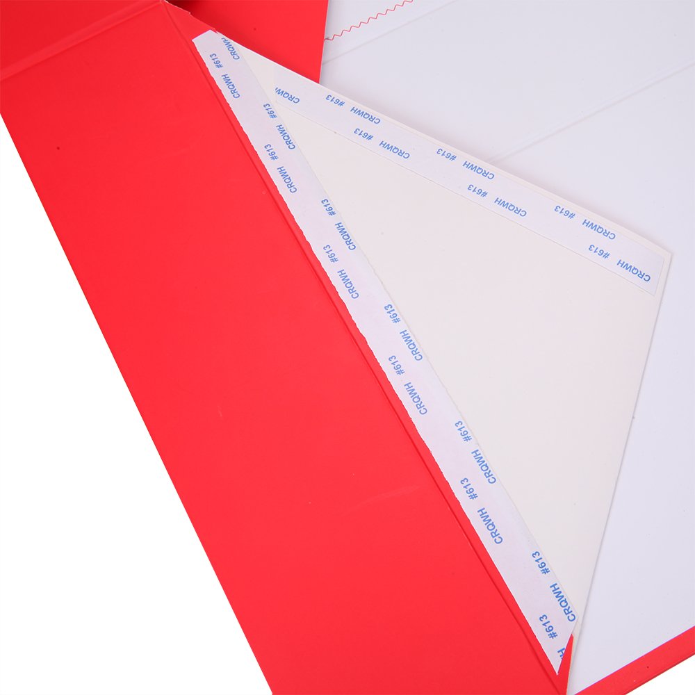 Smooth Magnetic Closure Rigid Cardboard Packaging Gift Paper Clothing Box With Ribbon