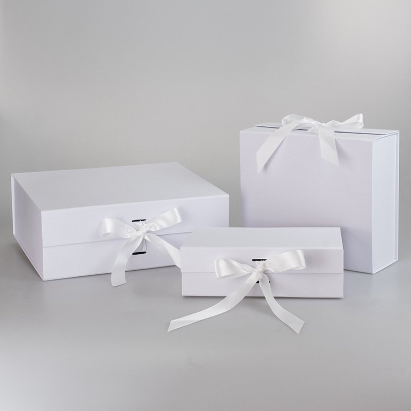 Custom Logo Luxury Card Paper Box With Ribbon Folding Packaging Box For T-shirt Shoes Clothes