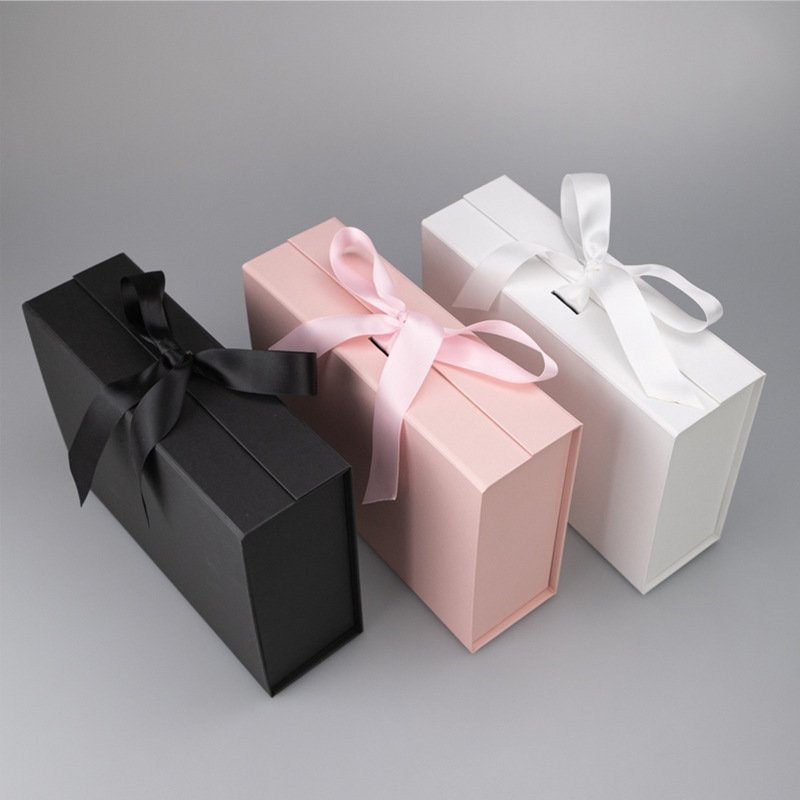 Custom Logo Luxury Card Paper Box With Ribbon Folding Packaging Box For T-shirt Shoes Clothes