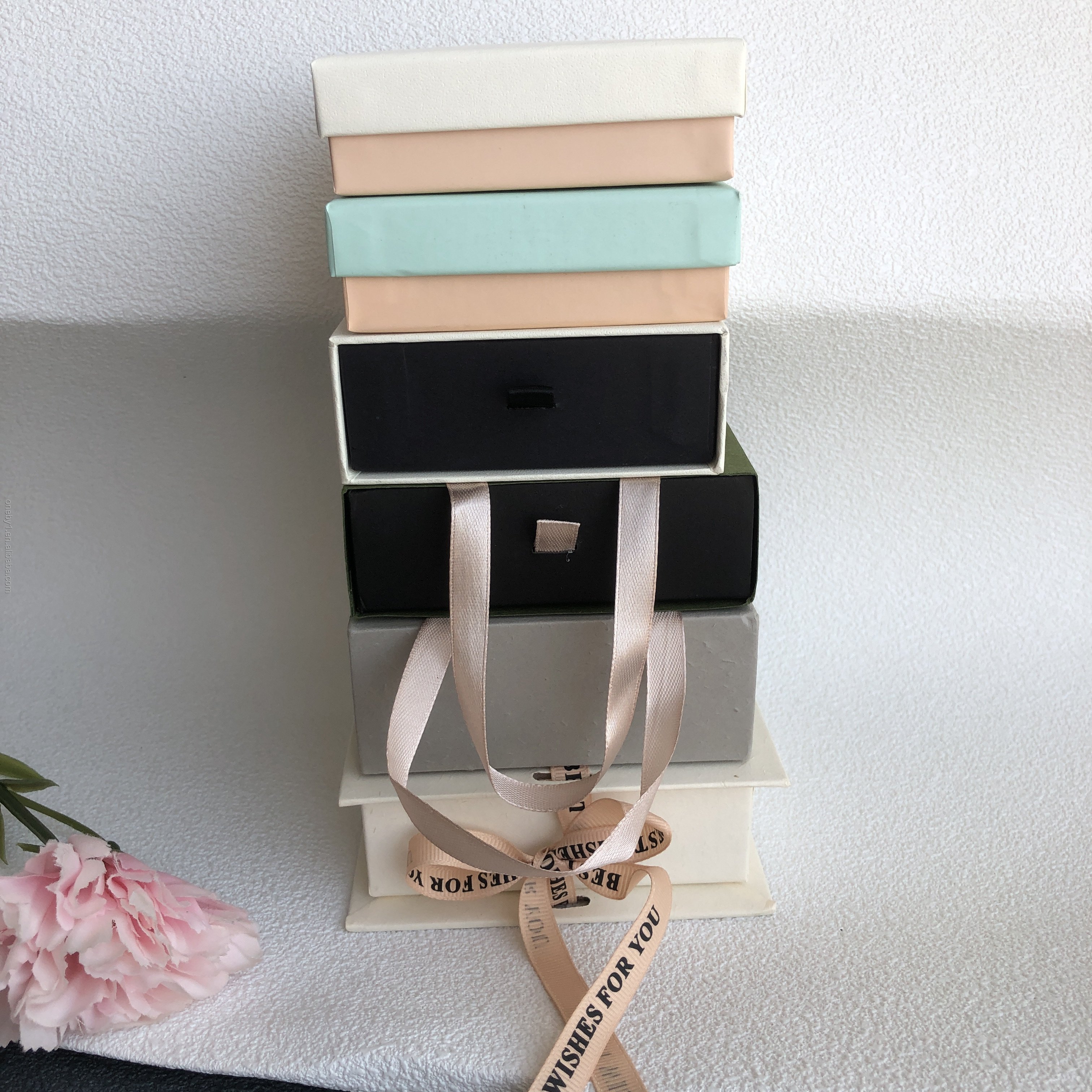 Premium Brand Low Price Black Small Present Craft Gift Ring Necklace Bracelet Paper Jewelry Box For Packaging Paper Box