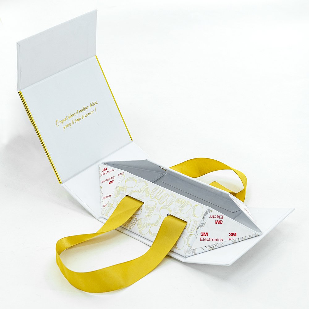 Custom logo size printing color hot sale macaron gift box golden chocolate gift box packaging for wedding