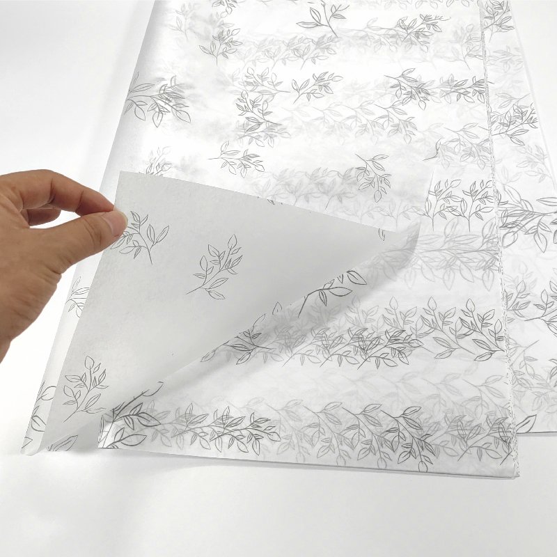 Fresh And Elegant Design Light Grey Eucalyptus Leaf T-shirt Gift Packaging Tissue Paper