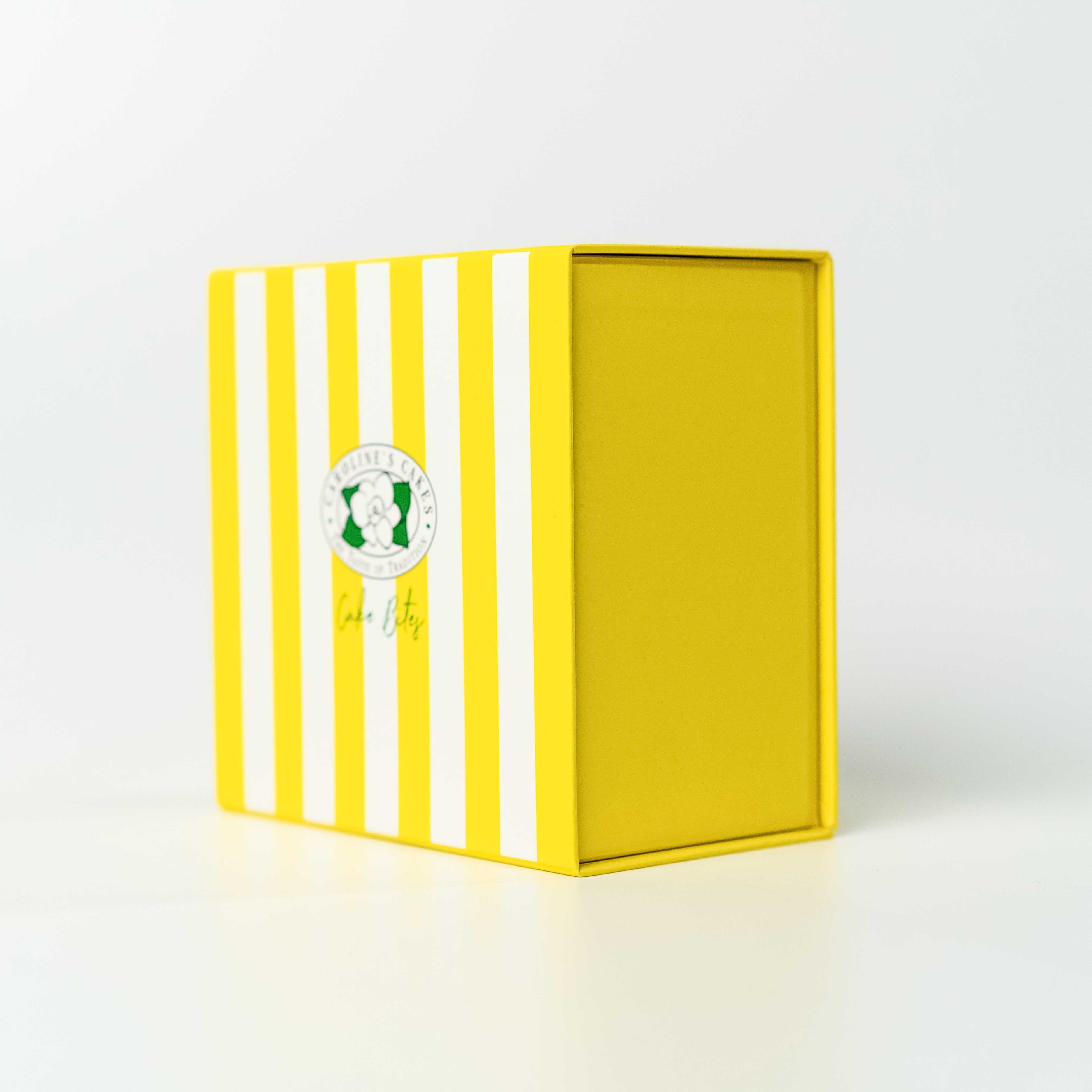 Wholesale Favor Empty Luxury Custom Paper Gift Packaging Sweet Candy Chocolate Box