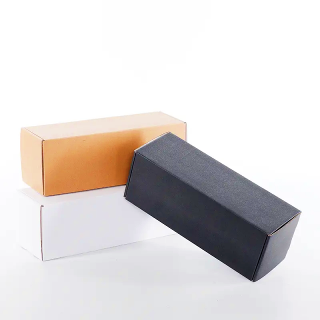 Cheap kraft paper corrugated clothing packaging paper box can be customized with logo packaging and transportation paper box