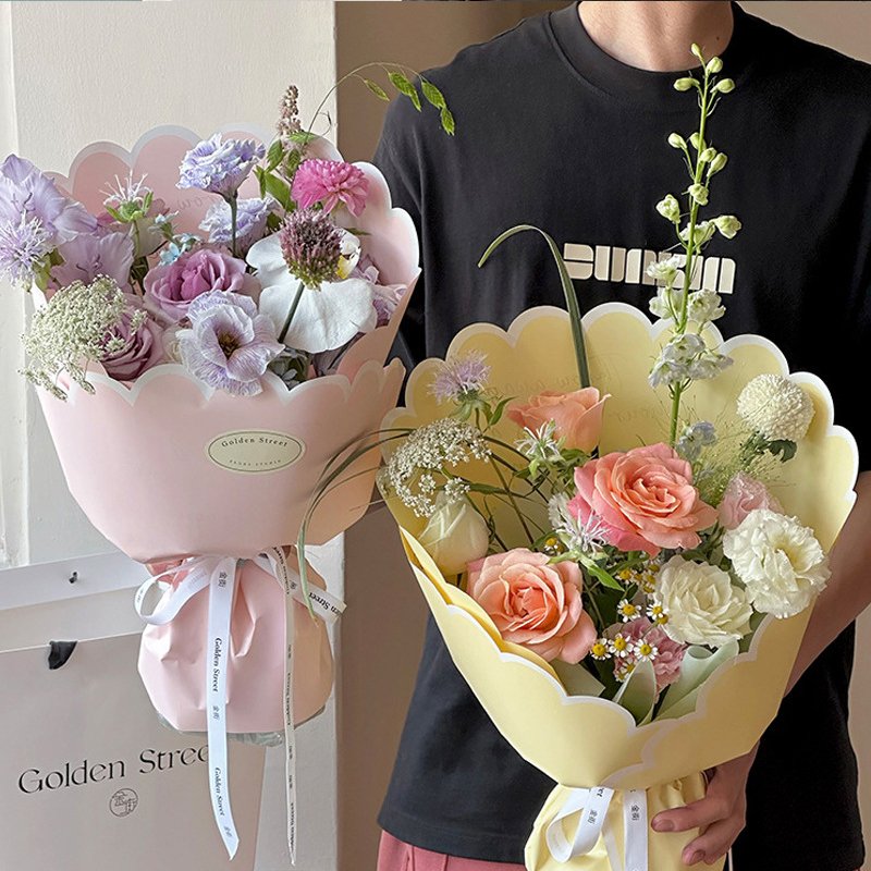 Flower Bouquet Packaging Wrapping Paper Hot Sale Valentine's Day Petal Shaped Gifts Packaging Paper