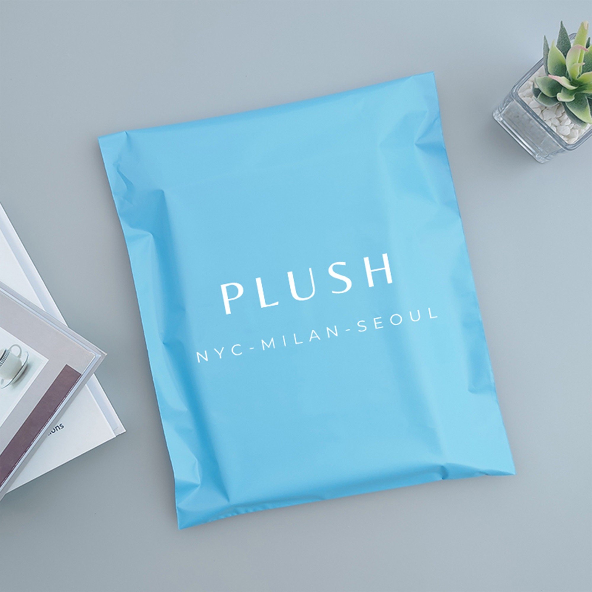 Custom Logo Eco Friendly Blue Pastel Flat Poly Self Sealing Express Shipping Pink Design Clothes Delivery Mail Bags