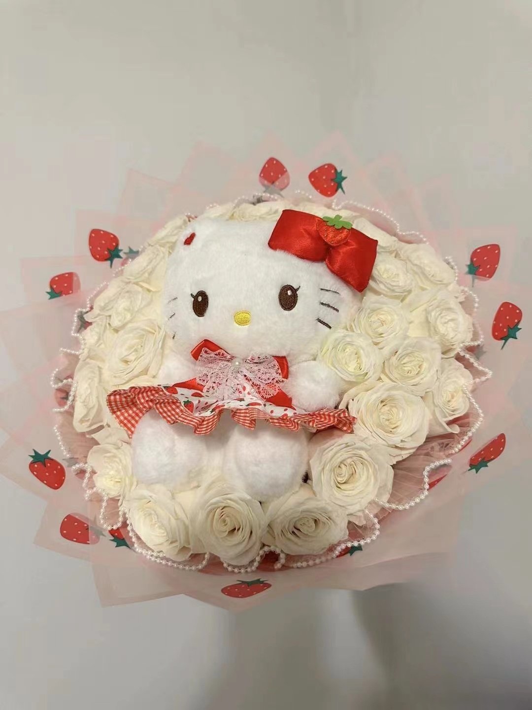 Latest Designed Transparent Strawberry Pattern Borders Floral Packaging Paper Material Elegant Floral Design Product Packaging