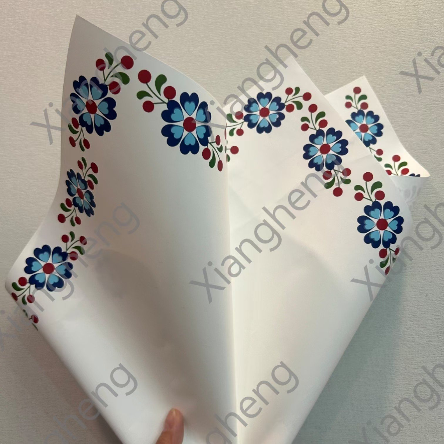 Shop Floral Material Wrapping Paper Fashion Simple Wrapping Creative Four-leaf Grass High-end Flower PE Waterproof OPP Virgin