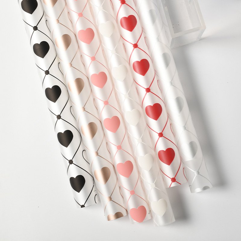Valentine Day Matte Plastic Personalized Waterproof Heart Bouquet Flower Wrapping Paper