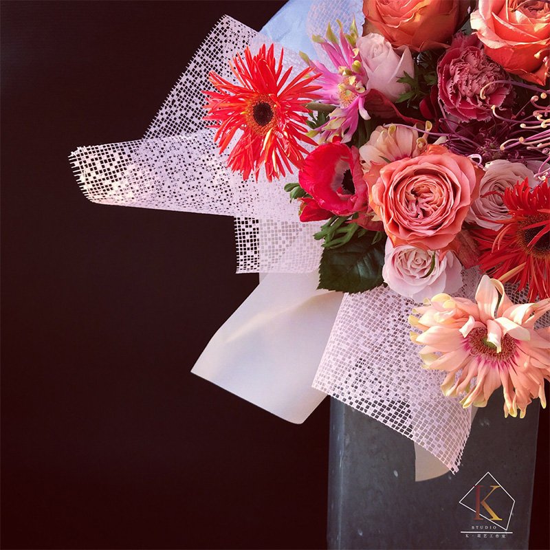 WISEPACK Custom Biodegradable Mosaic Net Mesh Wrapping Paper Gift Decoration Flower Bouquet Packing Paper
