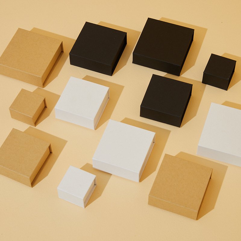 Wholesale Clamshell Square Custom Logo Many Sizes Folding Earring Bracelet Jewelry Box Packaging