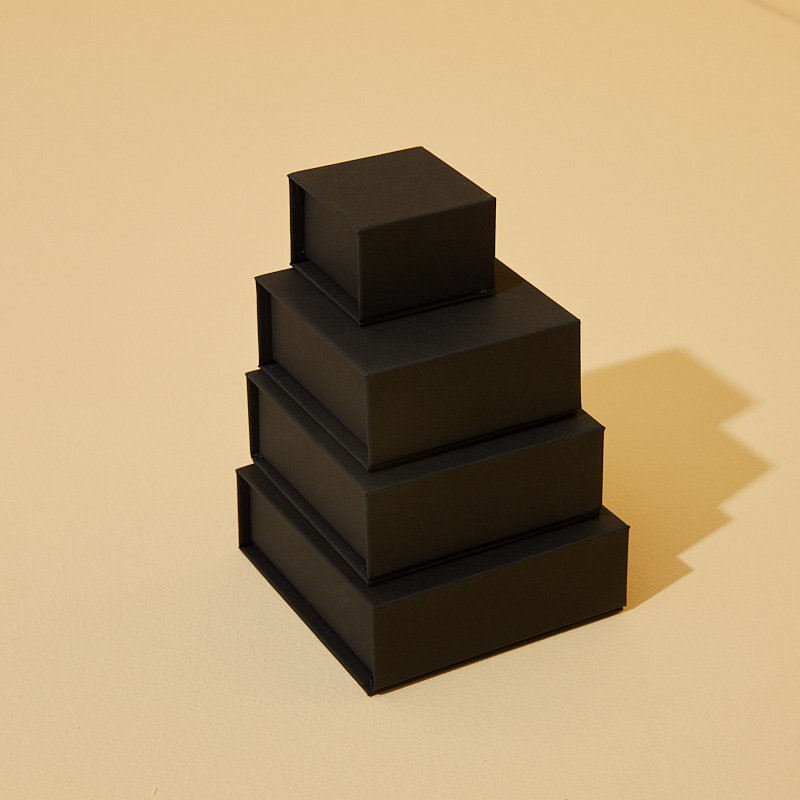 Wholesale Clamshell Square Custom Logo Many Sizes Folding Earring Bracelet Jewelry Box Packaging
