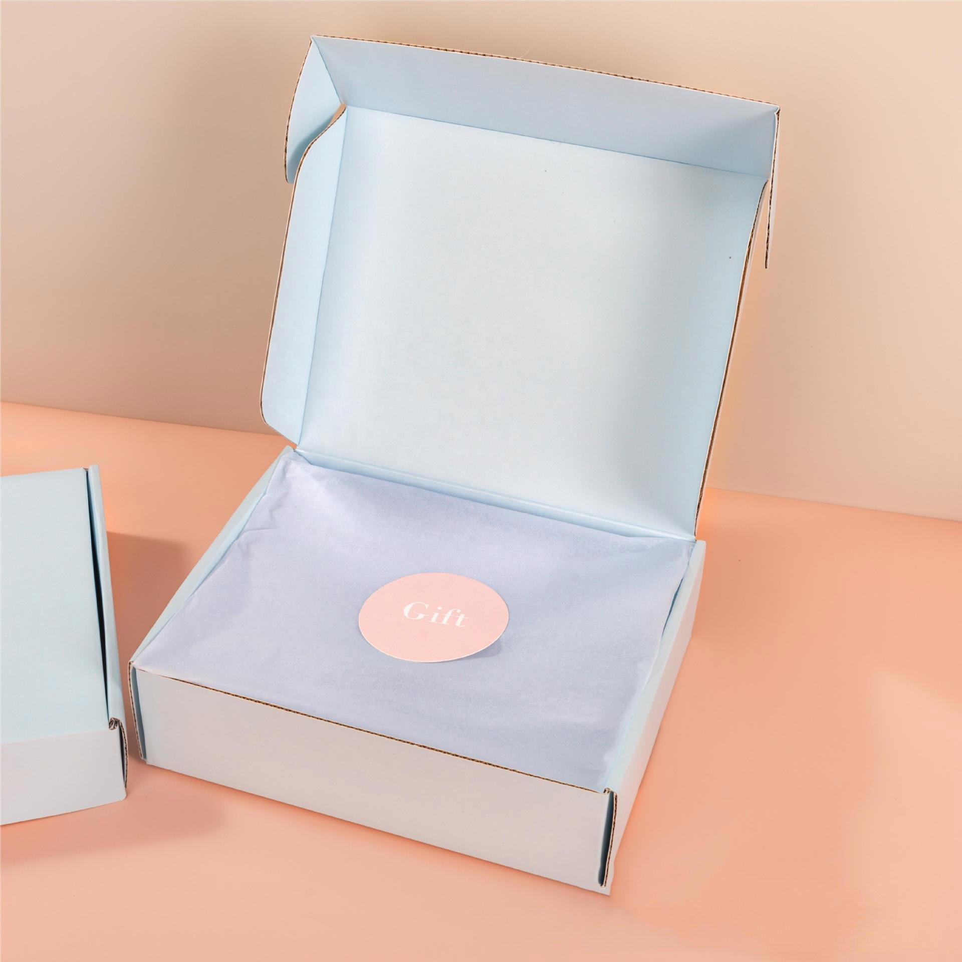 Wholesale Custom Biodegradable Cardboard Mailer Box Gold Foil & Matt Lamination Printed For Clothing Shipping And Air Freight