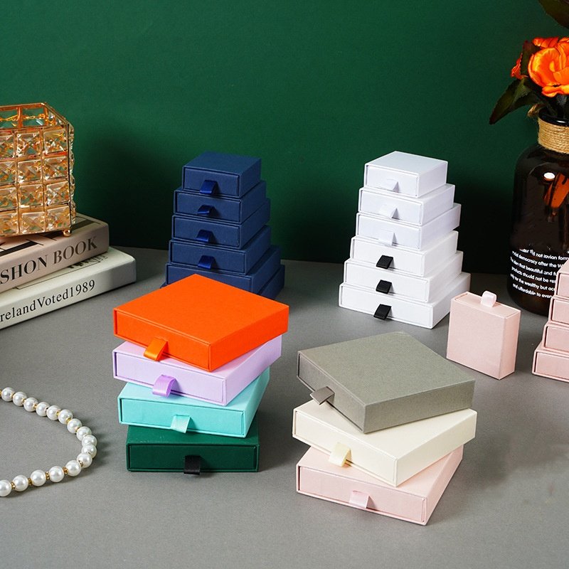 Hot Sale Jewelry Packaging Box Necklace Earrings Bracelet Sliding Drawer Paper Jewelry Box with Sponge Lining