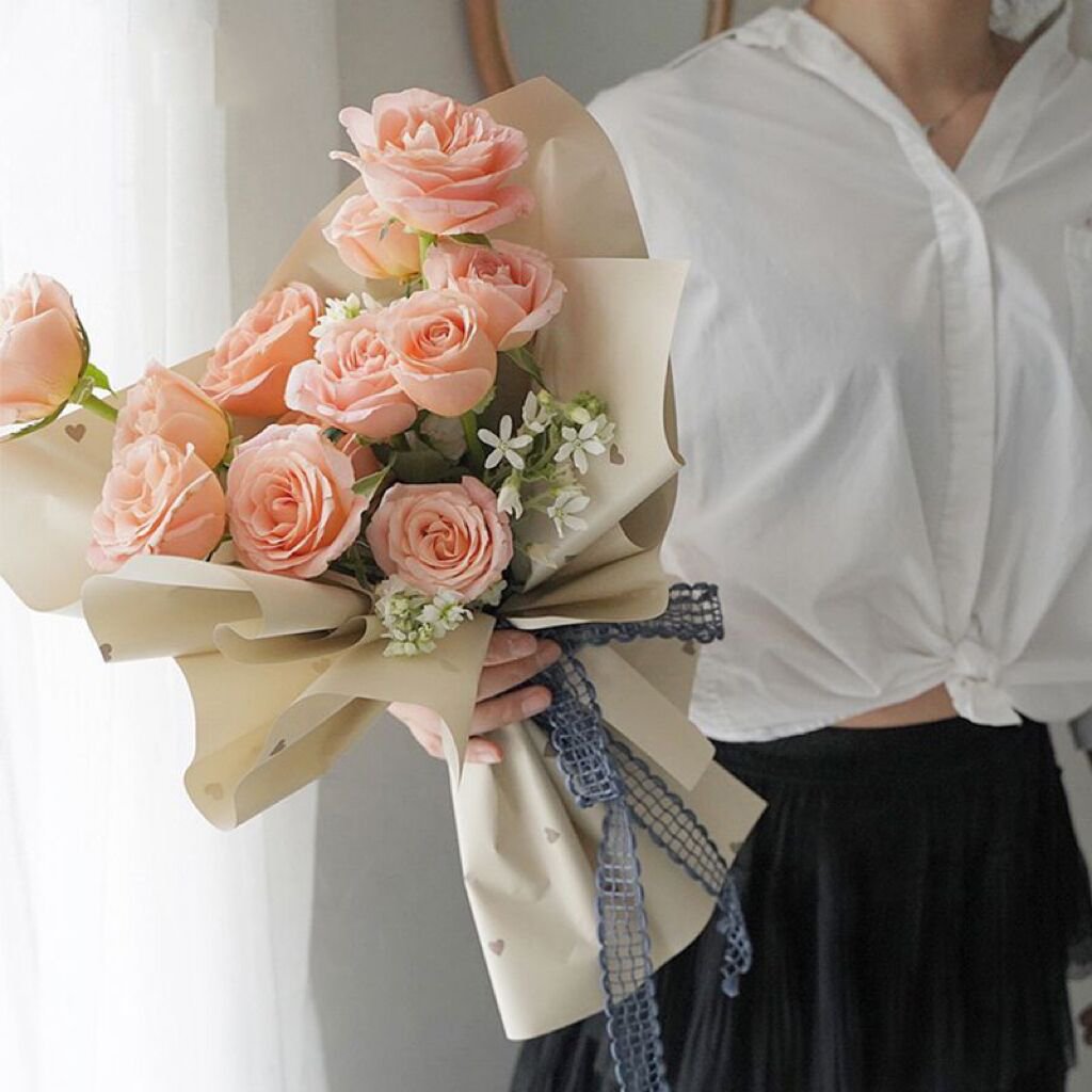 Valentine's Day Waterproof Solid Color Flower Bundle Packaging Paper Coated for Elegant Flower Wrapping