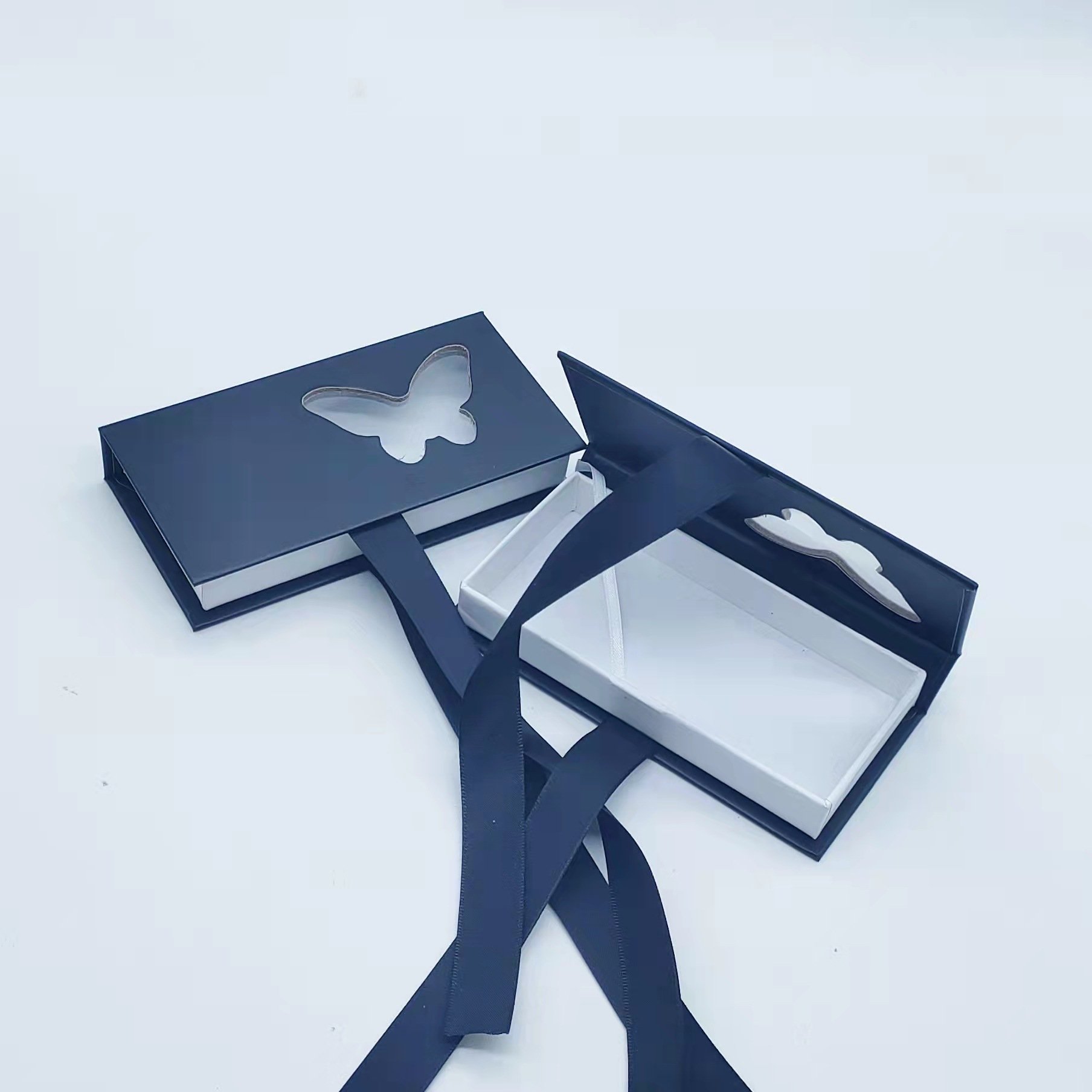 Logo printed paper lash boxes custom glitter eyelash packaging with Low MOQ empty eyelash boxes custom logo packaging