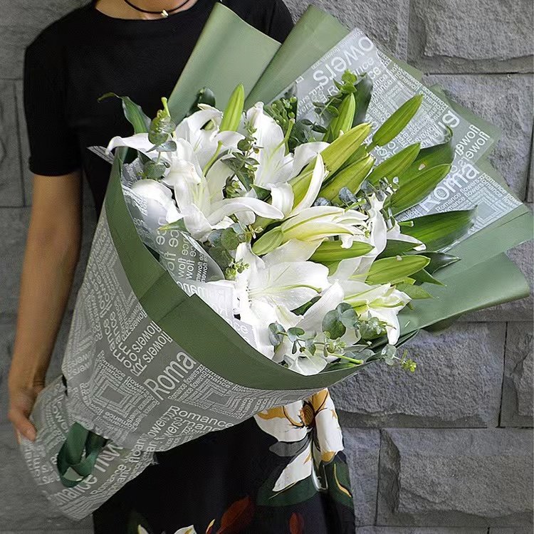 English newspaper matte paper OPP waterproof material color translucent flowers bouquet packaging paper