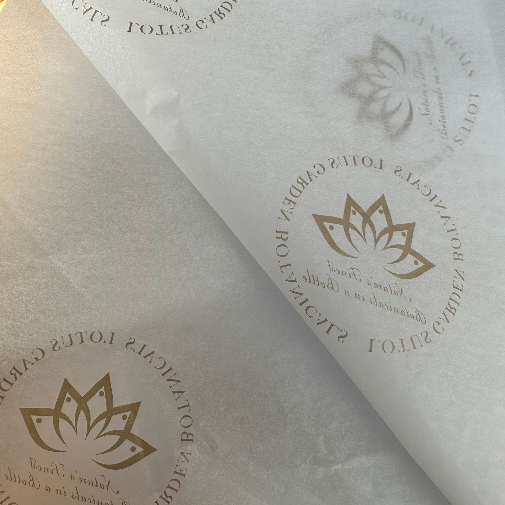 Customized Moisture-Proof Printing Wrapping Sherry Paper Printing Copy Paper Gifts Clothing Shoes Wine Ins Packaging Paper