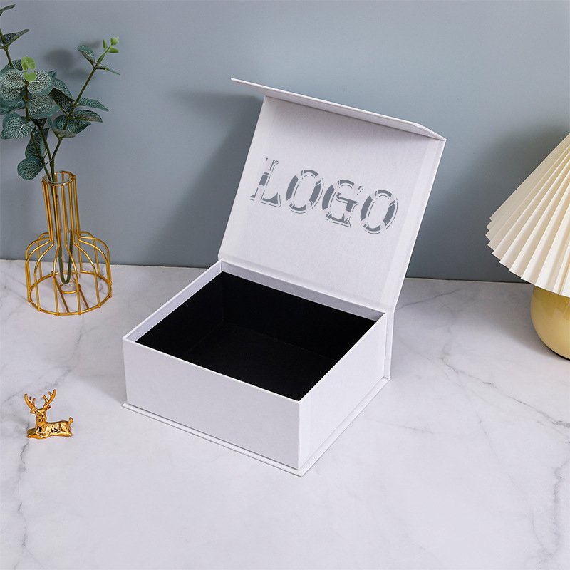 Custom Printing Luxury Rigid Folding Black Paper Packaging Magnet Closure Lid Cardboard Foldable Magnetic Gift Box With Logo