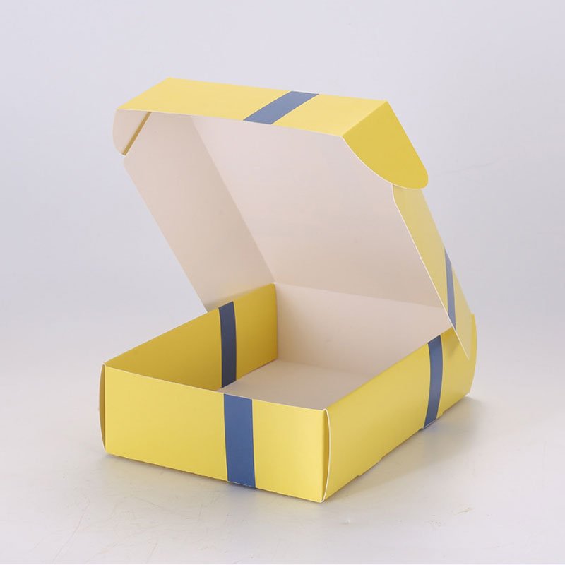 Wholesale Custom Size Logo Printed Kraft Paper Cardboard Packaging Corrugated Carton White Mailer Shipping Boxes