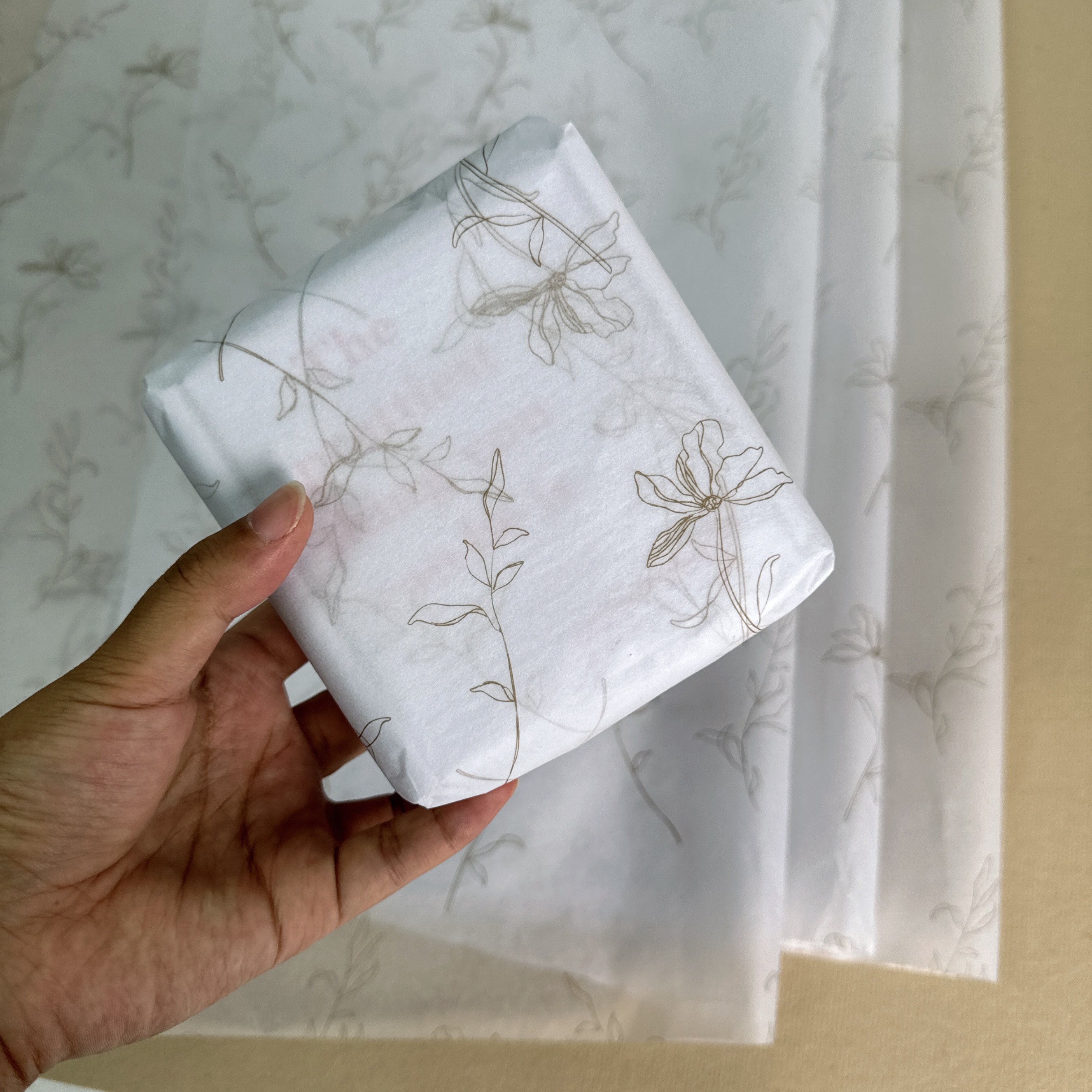 Best price Custom Packing paper with Printed Logo Gift Wrapping Paper Clothing Tissue Paper
