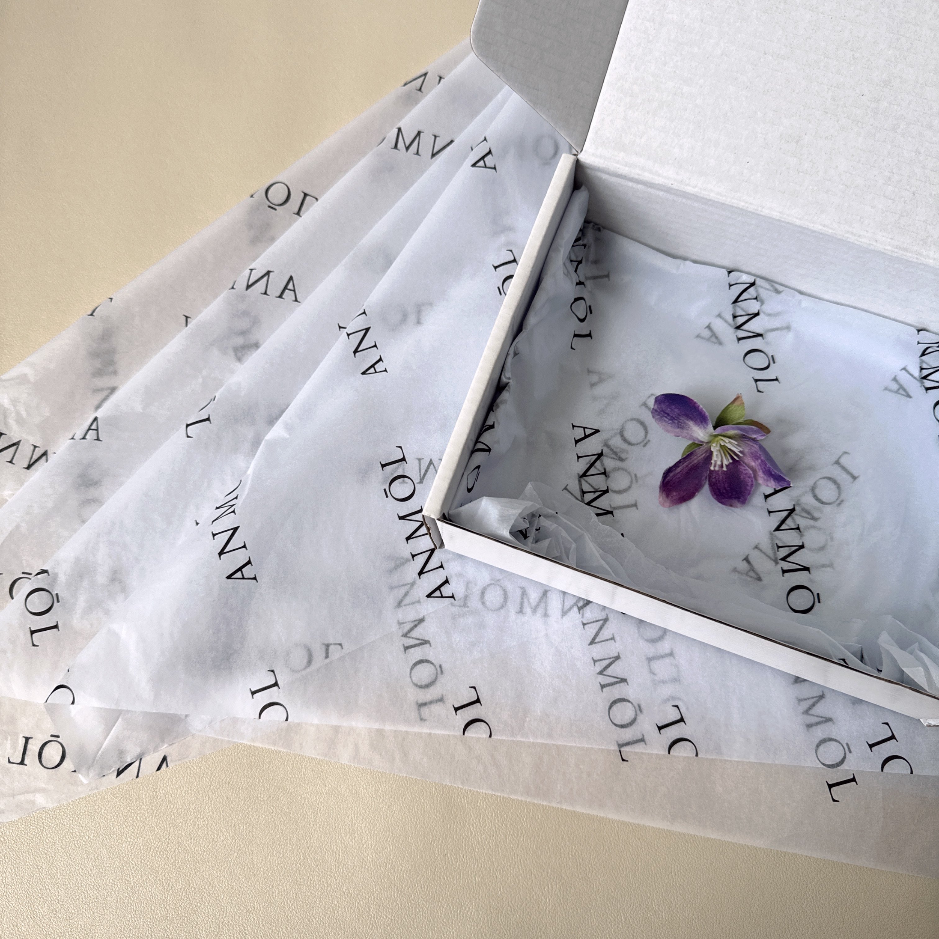 Best price Custom Packing paper with Printed Logo Gift Wrapping Paper Clothing Tissue Paper