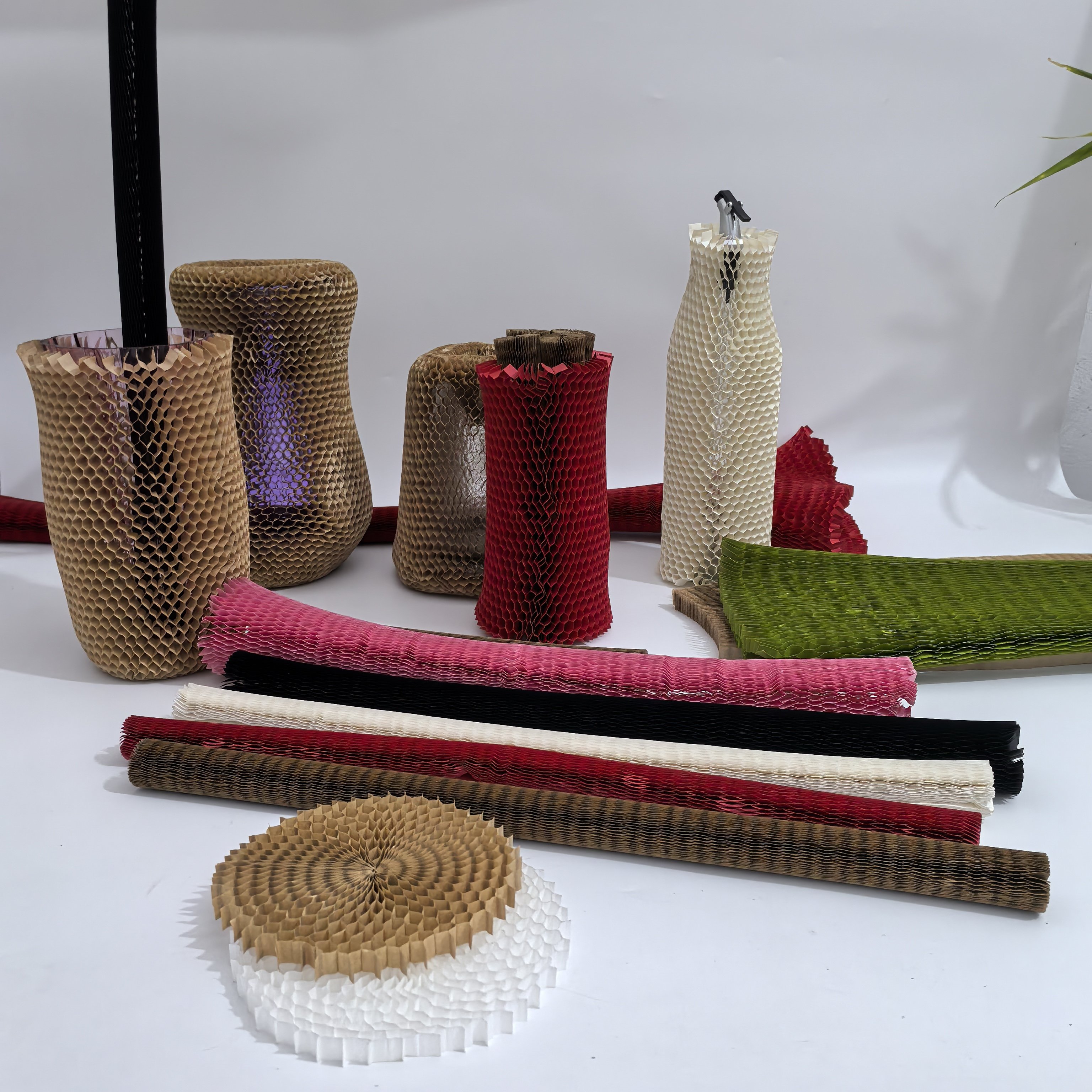 Choose Honeycomb Wrap Packaging Paper Sleeves For A Reliable, Green Packaging Option!