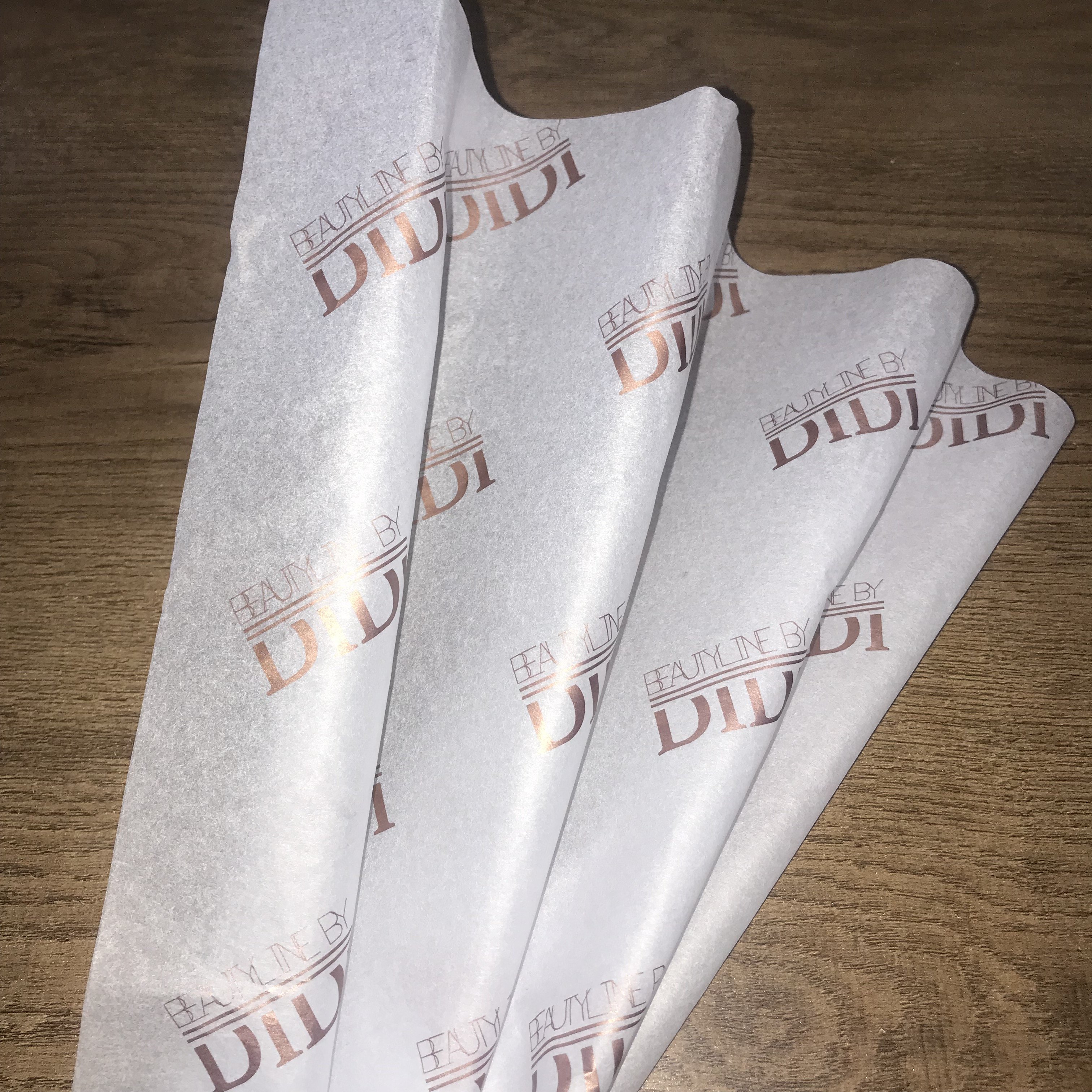Guangzhou factory custom foil stamping tissue paper wrapping paper for clothing packaging
