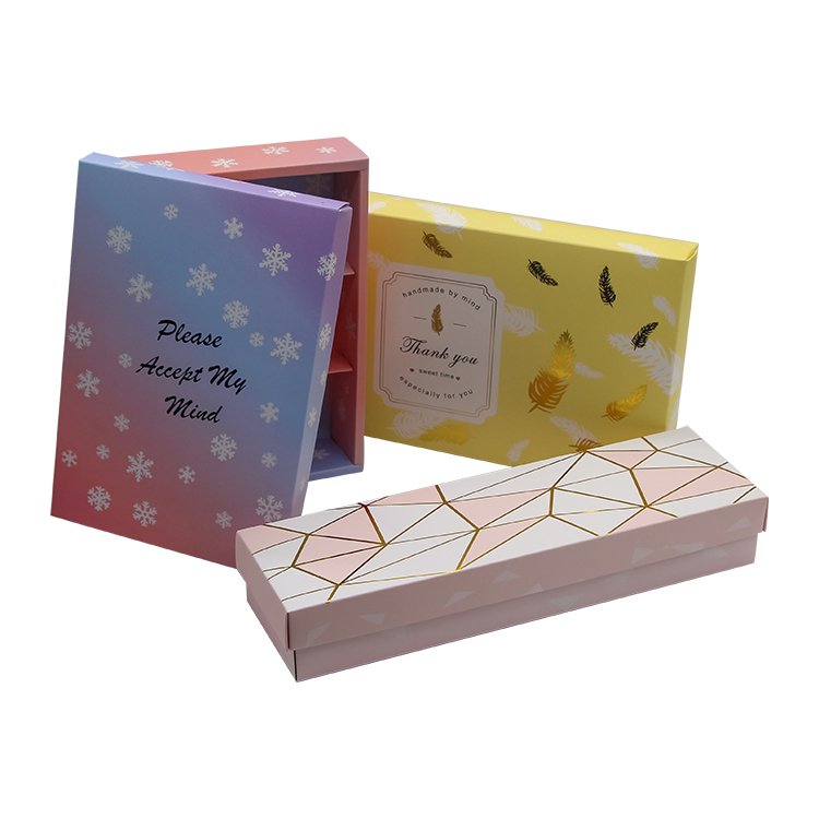 Custom Logo Luxury Valentine's Chocolate Gift Box Macaroon Puff Cake Edibles Packaging Paper Boxes for Packiging